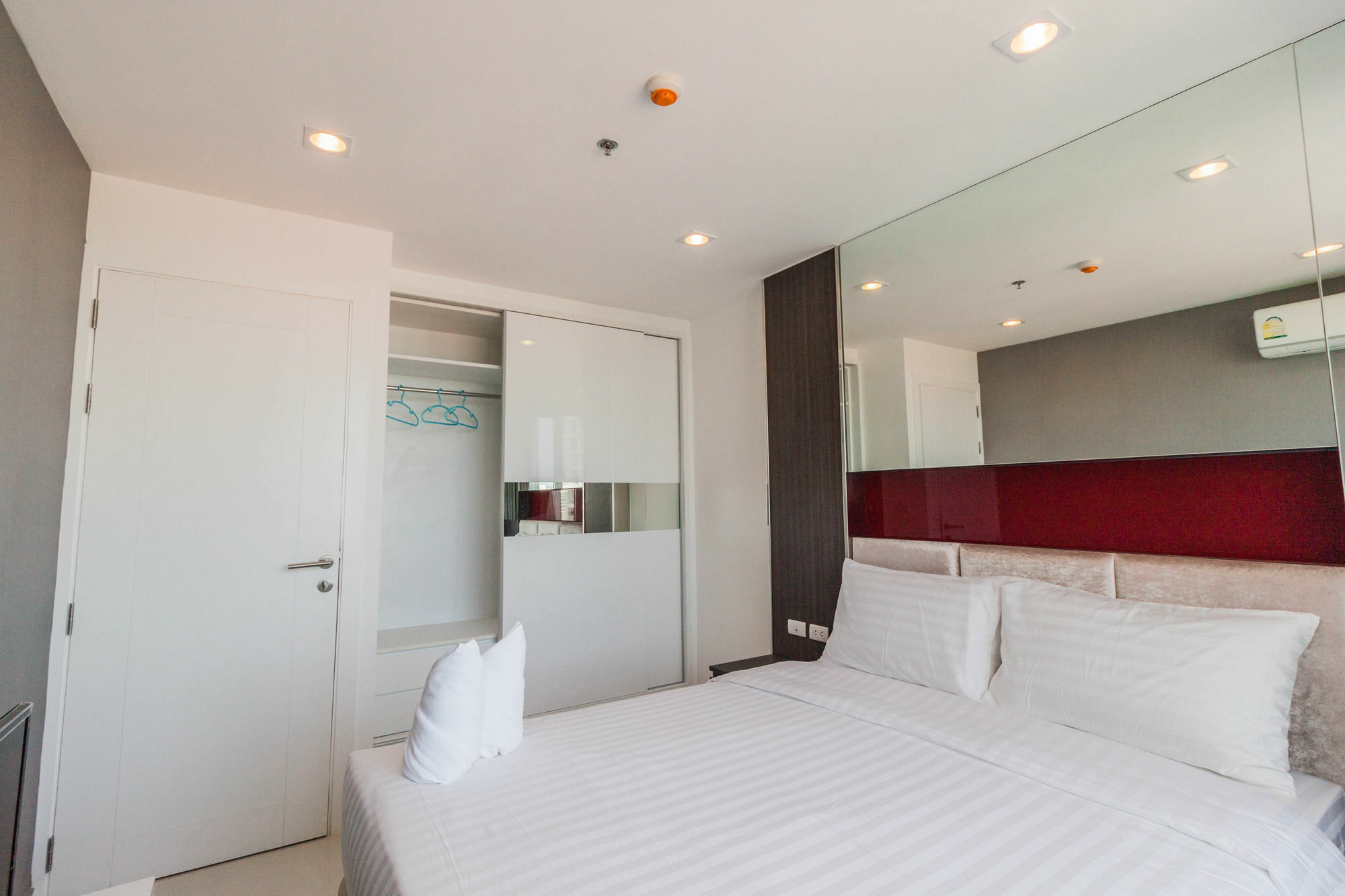 Vision Pratumnak By Pattaya Sunny Rentals Exteriör bild