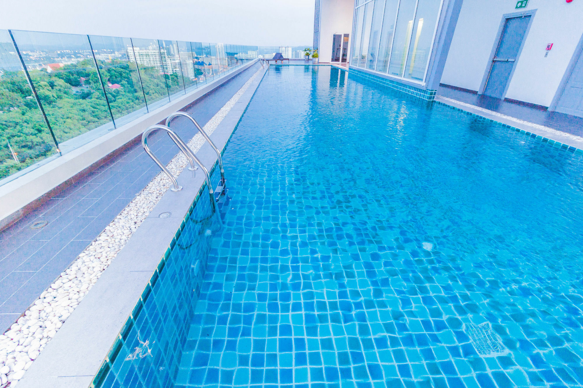 Vision Pratumnak By Pattaya Sunny Rentals Exteriör bild