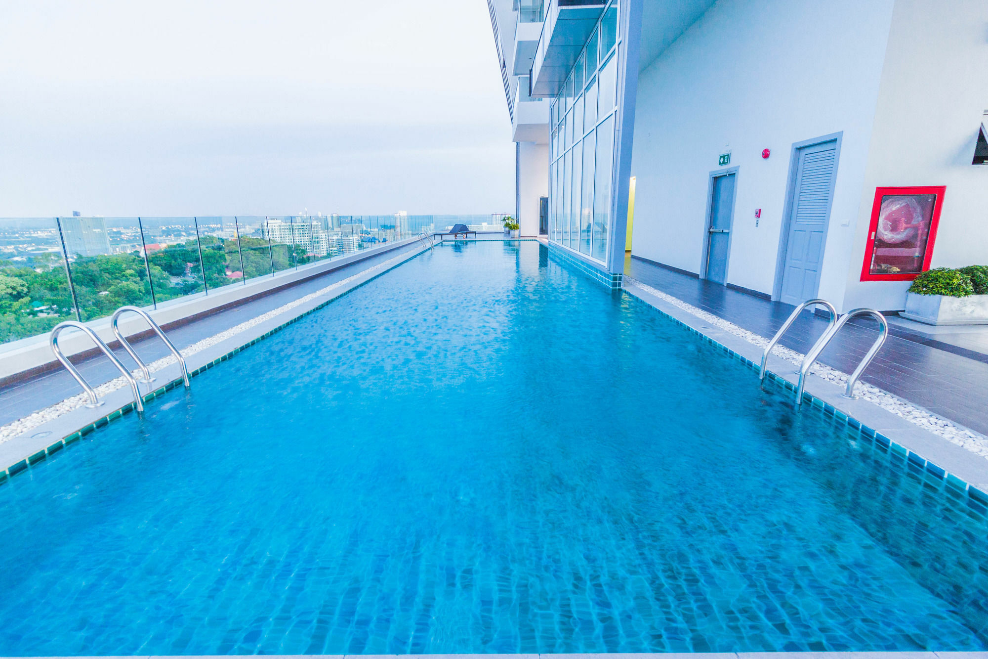 Vision Pratumnak By Pattaya Sunny Rentals Exteriör bild