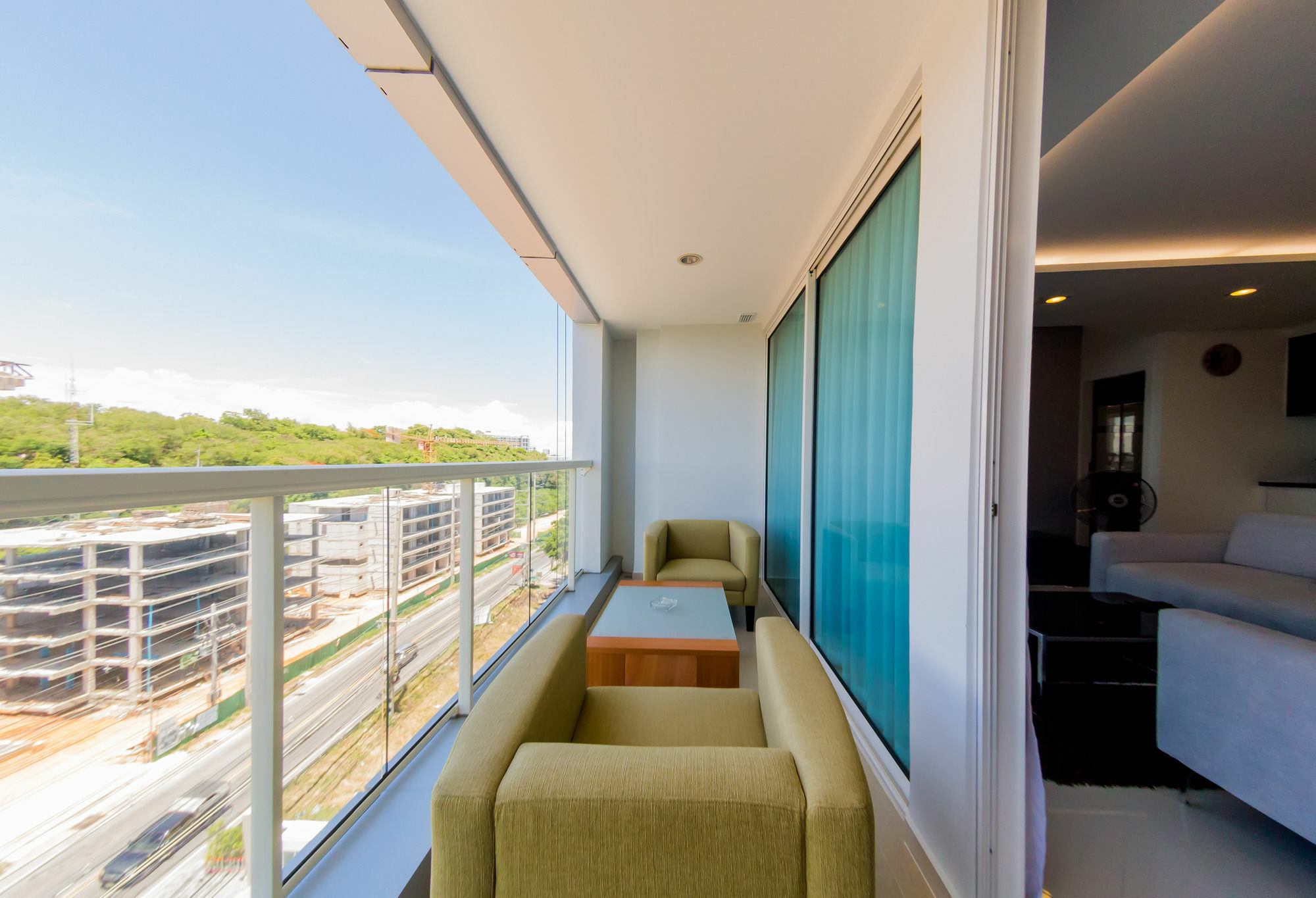 Vision Pratumnak By Pattaya Sunny Rentals Exteriör bild