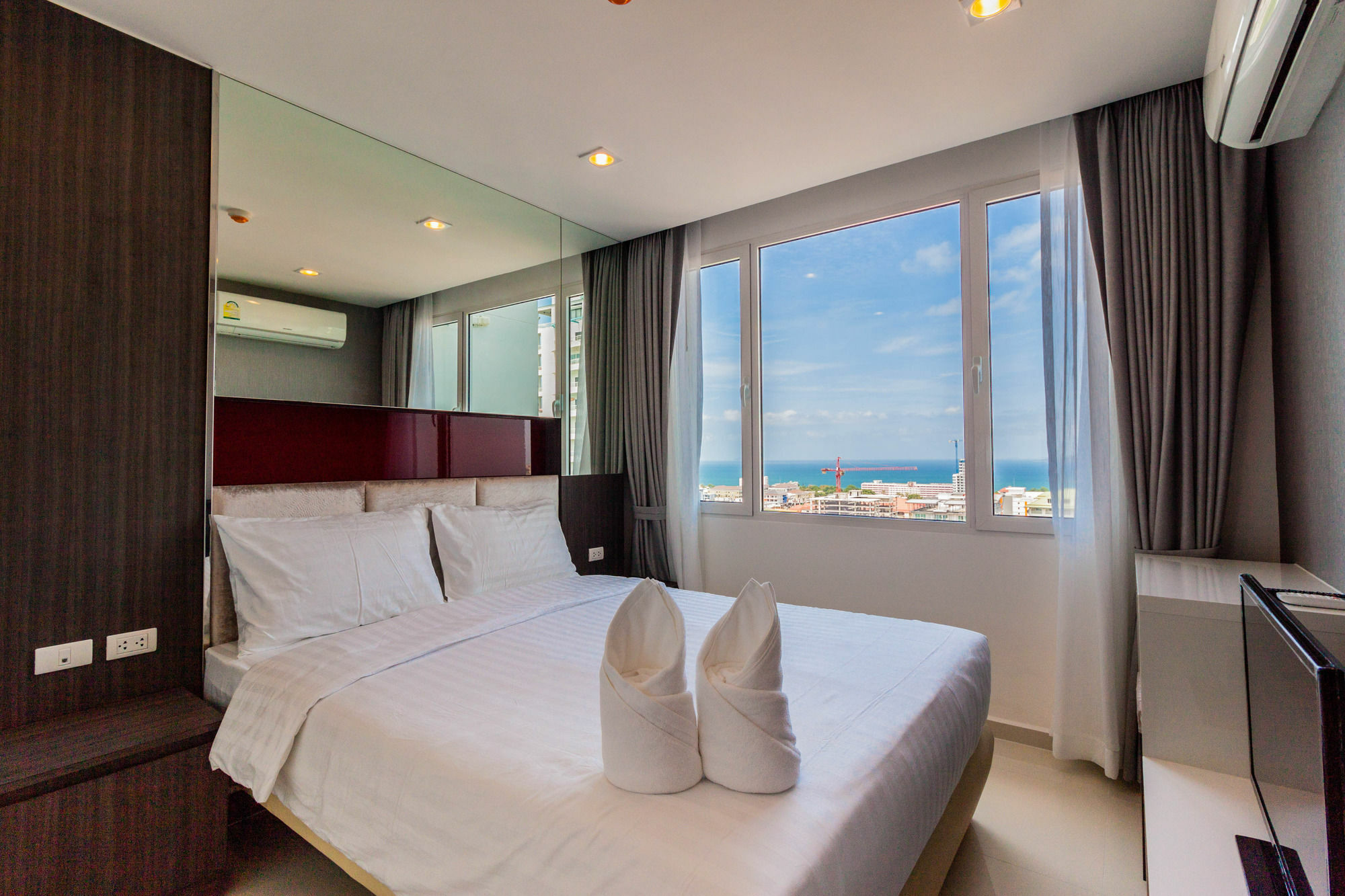 Vision Pratumnak By Pattaya Sunny Rentals Exteriör bild